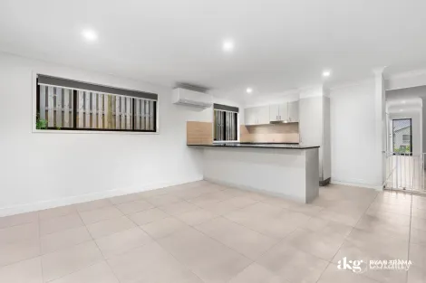 Property photo of 23 Bark Street Park Ridge QLD 4125