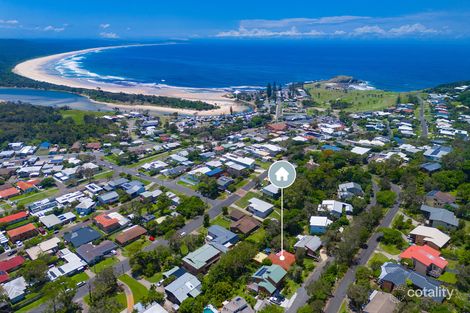 Property photo of 11 Noongah Terrace Crescent Head NSW 2440