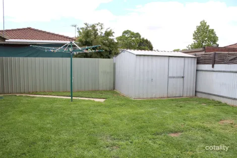 Property photo of 512 Webb Street Lavington NSW 2641