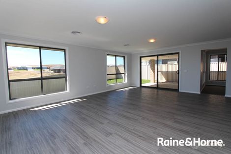 Property photo of 25 Ignatius Place Kelso NSW 2795