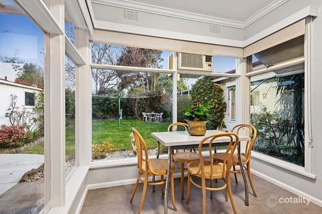 Property photo of 14 Beauville Avenue Murrumbeena VIC 3163