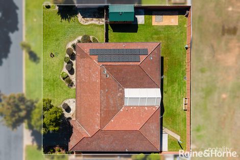 Property photo of 21 Goborra Street Glenfield Park NSW 2650