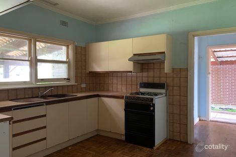 18 Burns Ave, Clayton South, VIC 3169