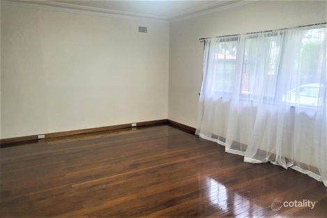 109 Saywell Rd, Macquarie Fields, NSW 2564