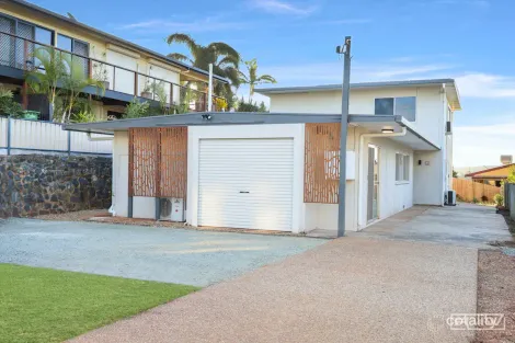 26 Dolphin Cres, Taranganba, QLD 4703