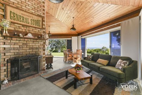 3 Mount Storey Lane, Glencoe, QLD 4352