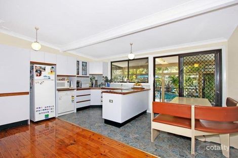 Property photo of 12 Ginganup Road Summerland Point NSW 2259