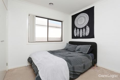 Property photo of 14 Hiddick Road Point Cook VIC 3030