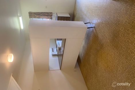 Property photo of 4/248 Marine Parade Labrador QLD 4215