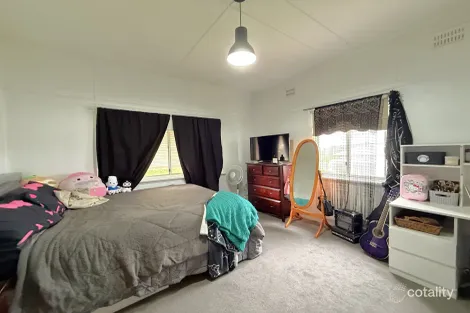 Property photo of 2 White Street Young NSW 2594