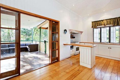 Property photo of 39 Palm Avenue Holland Park West QLD 4121