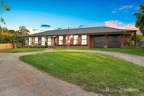 Property photo of 2 Flett Street Bunyip VIC 3815