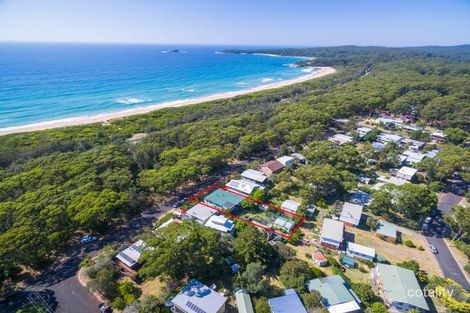 Property photo of 37 Canberra Avenue South Durras NSW 2536