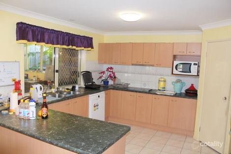 Property photo of 34 Dellwood Circuit Molendinar QLD 4214