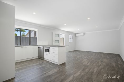 Property photo of 2/126 Oxley Drive Paradise Point QLD 4216