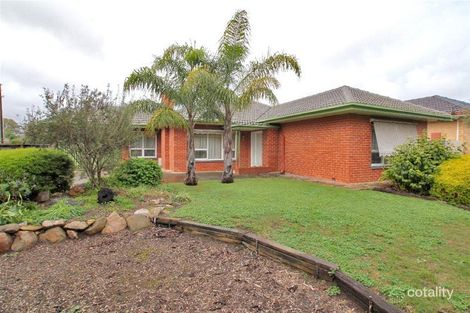 2 Stewart Ave, Hackham, SA 5163