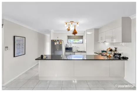 Property photo of 3/23 Macaree Street Berserker QLD 4701