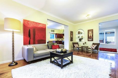 Property photo of 1/9 Louis Street Greensborough VIC 3088