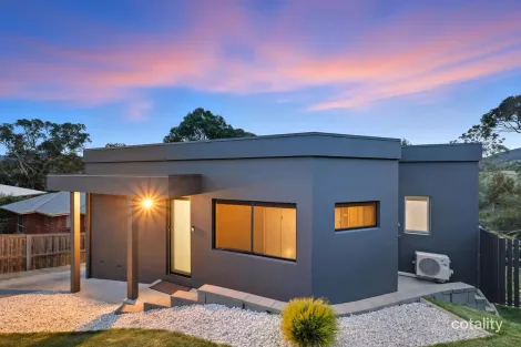 38 Branscombe Rd, Claremont, TAS 7011