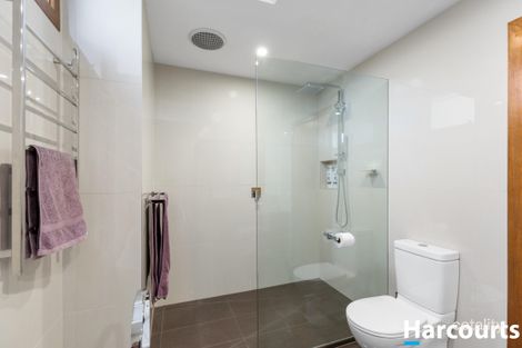 Property photo of 14 Lakeside Boulevard Rowville VIC 3178