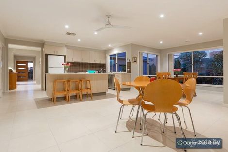 Property photo of 11 Barak Avenue Berwick VIC 3806