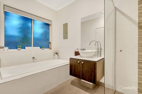 Property photo of 5 Armadale Road Craigieburn VIC 3064