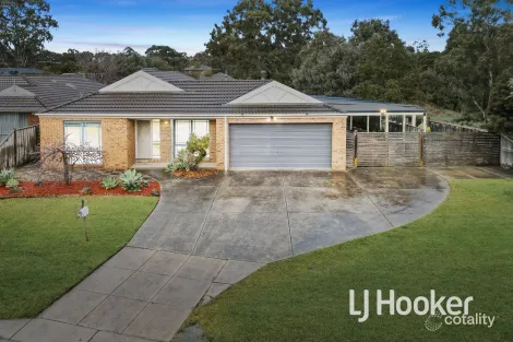 30 Carboni Cres, Lynbrook, VIC 3975
