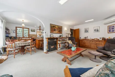 Property photo of 215 Cranbourne Road Frankston VIC 3199