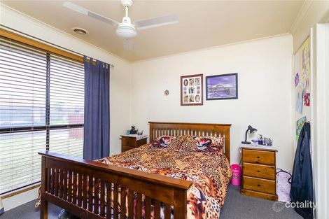 Property photo of 17 Mekong Close Werribee VIC 3030