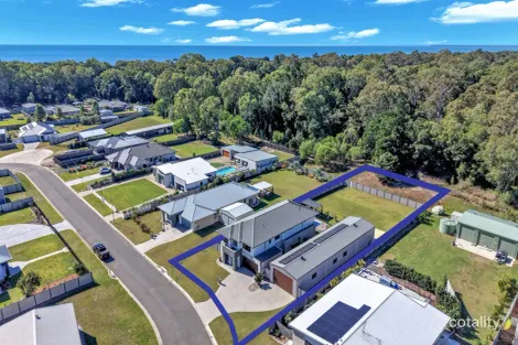 32 Porpita Cct, Toogoom, QLD 4655