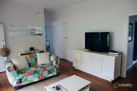Property photo of 28 Merridong Road Elanora Heights NSW 2101