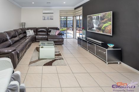 Property photo of 30 Dotterel Crescent North Lakes QLD 4509