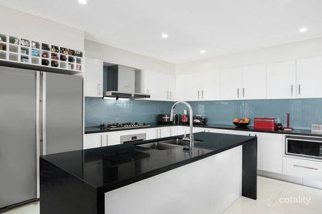 14 Avenal St, Crace, ACT 2911