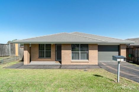 Property photo of 2 Goshawk Street Aberglasslyn NSW 2320