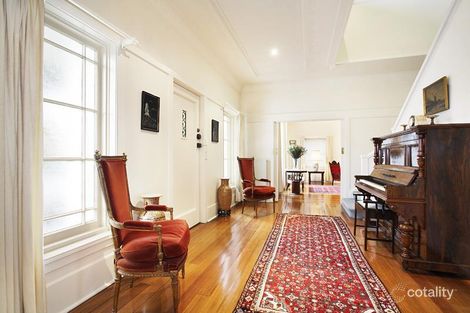 Property photo of 928 Burke Road Deepdene VIC 3103