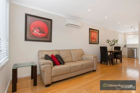 Property photo of 2/43 Woodbine Grove Chelsea VIC 3196