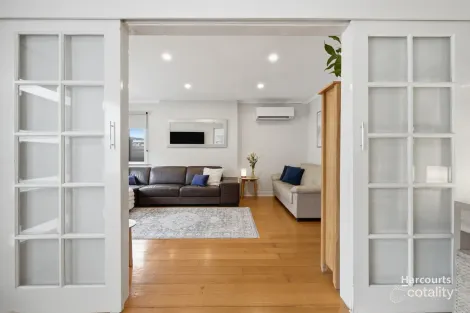 55 Clarence St, Bellerive, TAS 7018