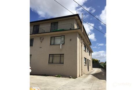 2/15 Omar St, Maidstone, VIC 3012