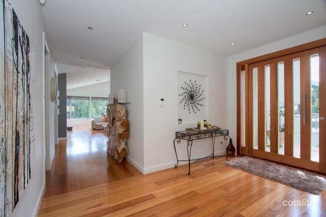 Property photo of 32 Dalton Street Gisborne VIC 3437