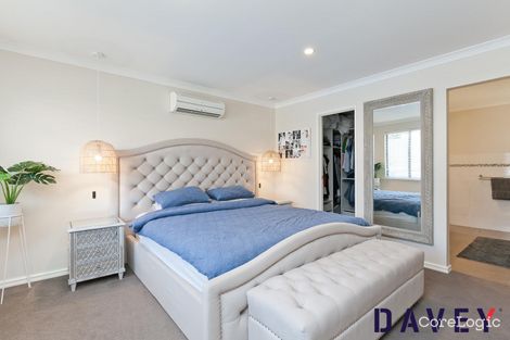 Property photo of 11 Brazier Rise Padbury WA 6025