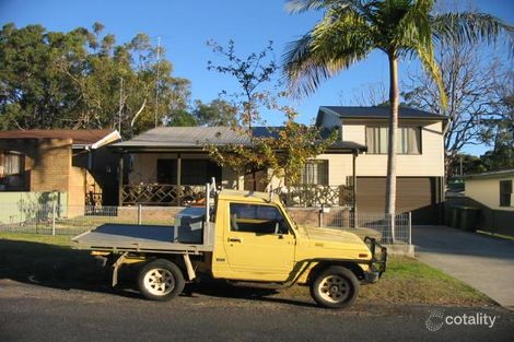 8 Charmhaven Ave, Charmhaven, NSW 2263