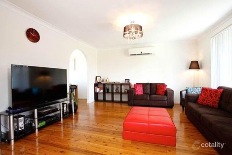 Property photo of 9 Evening Row St Clair NSW 2759