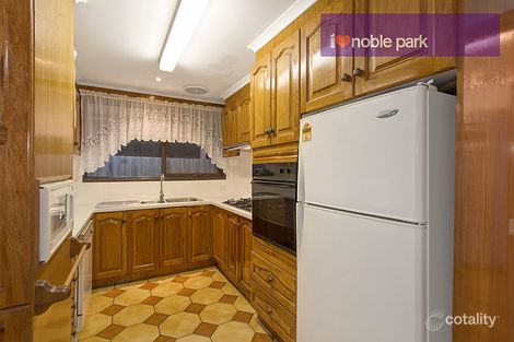 Property photo of 5 Greenglade Court Noble Park VIC 3174