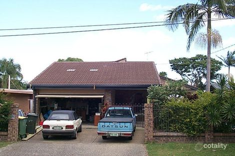 34 Moana Park Ave, Broadbeach Waters, QLD 4218