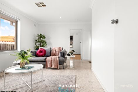 Property photo of 5 McPhee Court Thomastown VIC 3074