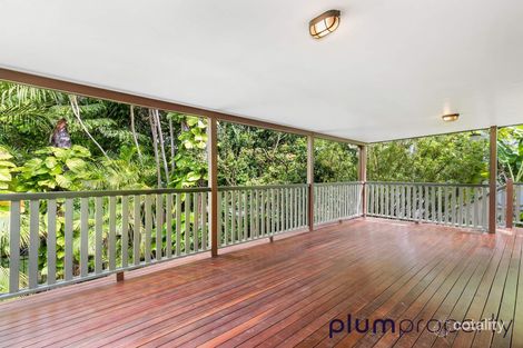 Property photo of 8 Lowanna Street Kenmore QLD 4069