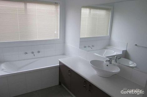 Property photo of 45 Mac Knight Wynd Doreen VIC 3754