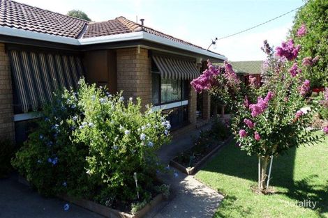 Property photo of 560 Iluka Crescent Lavington NSW 2641