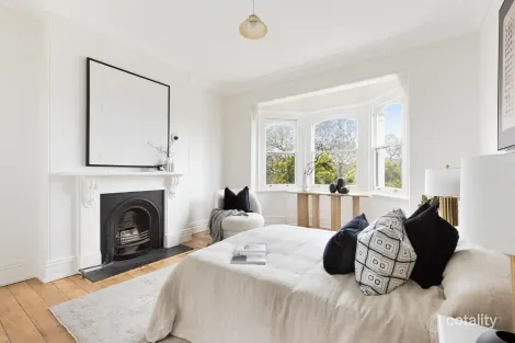 Property photo of 27 Ballast Point Road Birchgrove NSW 2041