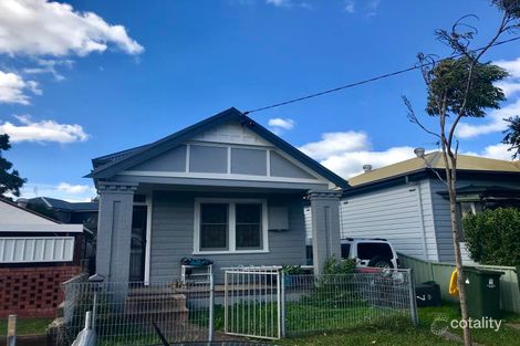 7 Teramby Rd, Hamilton, NSW 2303